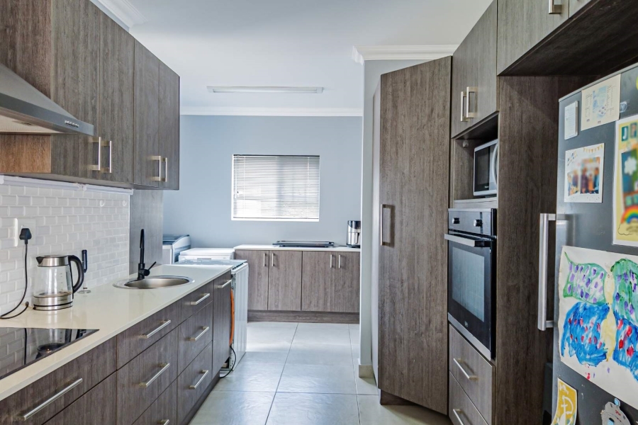 2 Bedroom Property for Sale in Heiderand Western Cape